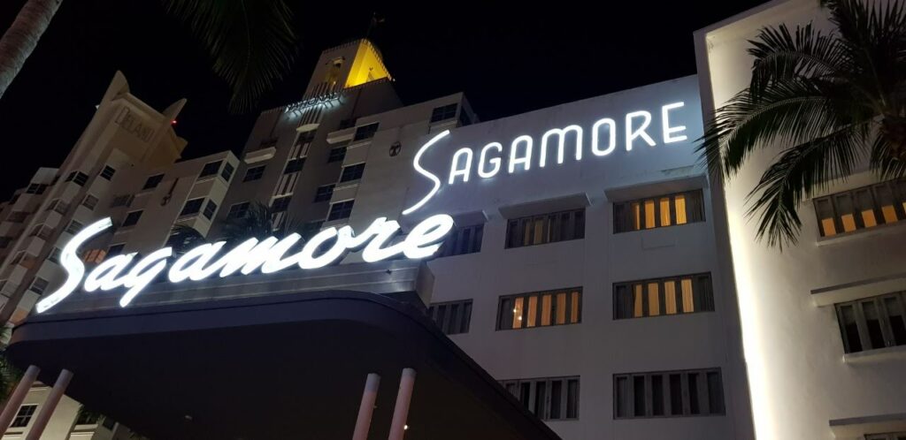 sagamore-neon